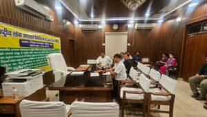 Meeting held : हापुड़ में राष्ट्रीय लोक अदालत को सफल बनाने हेतु बैंक अधिकारियों संग समीक्षा बैठक आयोजित