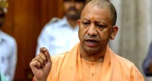 CM Yogi met with Manish Singh : वाराणसी हत्याकांड के बाद सीएम योगी ने मनीष सिंह परिवार को 10 लाख सहायता घोषित