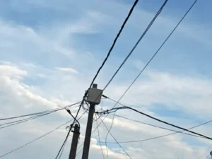 Administration Unaware : निघासन में बिजली संकट से लोग परेशान, अधिकारियों की लापरवाही पर उठे गंभीर सवाल प्रशासन बेखबर