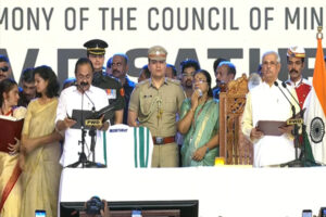 Took the oath as Chief Minister : वीडी सतीशन ने केरल के मुख्यमंत्री पद की शपथ ली