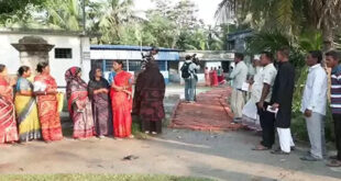 Visible among voters : पश्चिम बंगाल के 15 बूथों पर री-पोलिंग : मतदाताओं में दिखा उत्साह, बोले- पहले से बेहतर हैं इंतजाम