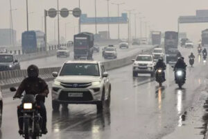 The mercury will rise : एनसीआर : बादलों और तेज हवाओं के बीच बढ़ेगा गर्मी का असर, अगले तीन दिनों में 38 डिग्री तक पहुंचेगा पारा