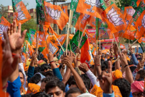 BJP on Kejriwal : राहुल, ममता और केजरीवाल पर भाजपा का तंज, जीत पर चुप्पी और हार पर EVM पर मढ़ते हैं दोष