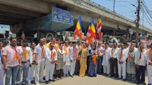 Procession on Buddha Purnima : हापुड़ में बुद्ध पूर्णिमा पर शोभायात्रा निकाली गई, कांग्रेस नेताओं ने लिया भाग