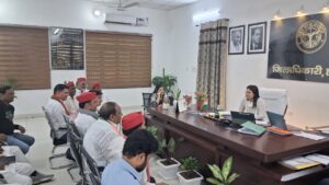 Meerut Commissioner : राहुल गांधी पुतला दहन कार्रवाई से नाराज कांग्रेस, मेरठ आयुक्त से करेगी मुलाकात