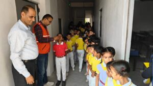 learning environment : रेडक्रॉस व सहयोगी संस्थाओं का व्यापक जनजागरूकता अभियान, बच्चों को दी जीवन रक्षक व पर्यावरण शिक्षा