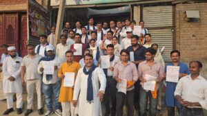 Nomination paper : हापुड़ कांग्रेस अनुसूचित जाति प्रकोष्ठ की नई कार्यकारिणी घोषित, पदाधिकारियों को सौंपे गए मनोनयन पत्र
