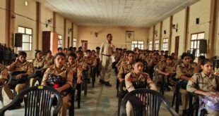 SSV Inter College : एसएसवी इंटर कॉलेज में आयोजित टीबी जागरूकता कार्यशाला में विद्यार्थियों को दिलाई गई शपथ