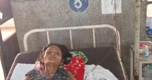 Blood Donation: A Lifeline : रेड क्रॉस की मानवीय पहल से बची महिला की जान, हेलट अस्पताल में मिला रक्तदान सहारा