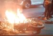 Painful death : हापुड़ के बागड़पुर फ्लाईओवर पर चलती बाइक बनी आग का गोला, युवक की दर्दनाक मौत