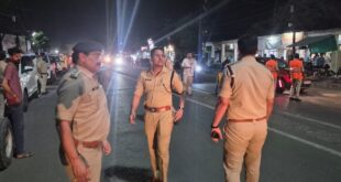 Strict Measures : दमोह में एसपी आनंद कलादगी सड़क पर उतरे, ट्रैफिक चेकिंग अभियान से यातायात व्यवस्था सख्त