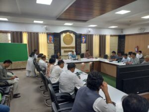 Meeting held : हापुड़ में पर्यावरण संरक्षण, वृक्षारोपण और गंगा स्वच्छता को लेकर महत्वपूर्ण समीक्षा बैठक आयोजित