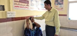 Irregularity : बांदकपुर निरीक्षण में अनियमितता पर कलेक्टर यादव ने 7 अधिकारियों को कारण बताओ नोटिस जारी किए