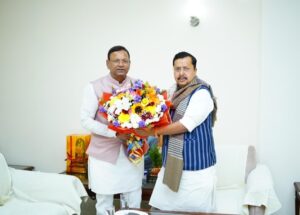 Organizational : लखनऊ में यूपी बीजेपी संगठन की नई टीम को लेकर अहम बैठक, शीर्ष नेतृत्व के बीच संगठनात्मक बदलावों पर चर्चा