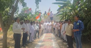 Bow down : कांग्रेसियों ने मनाई पूर्व प्रधानमंत्री स्वर्गीय राजीव गांधी जी की पुण्यतिथि, राजीव प्रतिमा पर माल्यार्पण कर कांग्रेसियों ने किया नमन