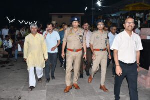 Security arrangements : गंगादशहरा मेले की सुरक्षा व्यवस्थाओं का अधिकारियों ने निरीक्षण कर श्रद्धालुओं से सहयोग की अपील की