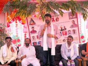 Social Harmony : कोड़र मड़ी में मूर्ति प्राण-प्रतिष्ठा समारोह में राज्यमंत्री लखन पटेल हुए शामिल, दिया सामाजिक समरसता का संदेश