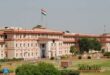 Power cut : जयपुर : वीवीआईपी क्षेत्र सिविल लाइन्स में आधे घंटे से बिजली गुल, उप मुख्यमंत्री और मंत्रियों के बंगलों में बत्ती गुल, सचिवालय में भी पावर कट