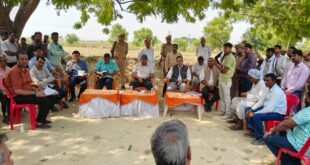 DM and CDO : रामपुर में लगे जन आरोग्य मेले में आखिर क्या मिला लोगों को, जिसे देखने खुद पहुंचे डीएम और सीडीओ
