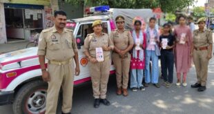 Jaunpur Police : सड़क से स्कूल तक शक्ति का संदेश: जौनपुर पुलिस ने छात्राओं और महिलाओं को किया जागरूक