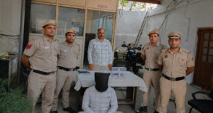 Cartridges recovered : दिल्ली: सोशल मीडिया पर लहराकर दहशत फैलाने वाला युवक गिरफ्तार, हथियार व कारतूस बरामद