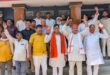 Candidate Kripashankar Singh : पूर्व लोकसभा प्रत्याशी कृपाशंकर सिंह ने ग्रामीणों का किया सम्मान, योजनाओं की दी जानकारी