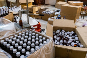 Cough syrup : अब सिर्फ लाइसेंस प्राप्त फार्मेसियों से ही बेची जाएगी खांसी की सिरप: सरकार