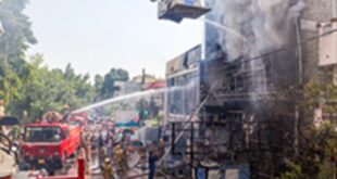 FIR against named individuals : लखनऊ हादसे के बाद एक्शन में सरकार : 4 नामजद पर एफआईआर, सील किए 5 प्रतिष्ठान, 22 पर गिरी गाज