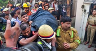 Lucknow Fire Tragedy : लखनऊ अग्निकांड : हादसे में जान गंवाने वालों की सूची आई सामने, दो का जारी है इलाज