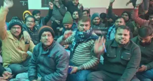 Farmers in Distress : फतेहपुर में लेखपालों की कार्यशैली पर सवाल, भूमि सत्यापन में देरी से किसान परेशान