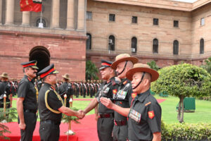 General Upendra Dwivedi : जनरल धीरज सेठ ने संभाला सेना प्रमुख का पदभार, जनरल उपेंद्र द्विवेदी ने सौंपी कमान