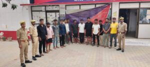 Major action : सोशल मीडिया पर रंगबाजी और हिंसक पोस्ट करने वाले 13 अराजक तत्वों पर सिकरारा पुलिस की बड़ी कार्रवाई