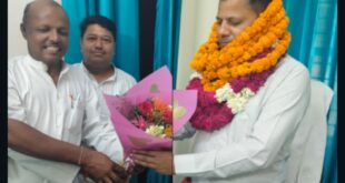 Grand welcome : मेरठ में नव नियुक्त जिला विद्यालय निरीक्षक का भव्य स्वागत, कर्मचारियों के हितों पर चर्चा