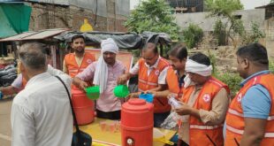 Cool water distributed : ज्येष्ठ मास के छठे मंगल पर परीक्षार्थियों को शर्बत और शीतल जल वितरित