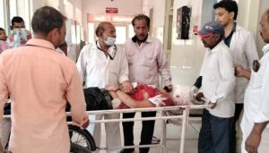 Husband's death : परीक्षा देकर लौट रहे दंपति पर ताबड़तोड़ फायरिंग, पति की मौत से दहला इलाका
