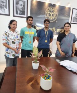 Players from Pilkhuwa : यूपी स्टेट शूटिंग चैंपियनशिप में पिलखुवा के खिलाड़ियों ने जीते गोल्ड, बढ़ाया मान