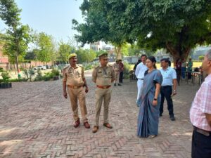 Police Recruitment Exam : हापुड़ में पुलिस भर्ती परीक्षा तीसरे दिन शांतिपूर्ण संपन्न, 4032 अभ्यर्थी हुए शामिल