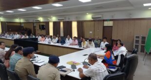 Extensive training : हापुड़ में प्रवक्ता परीक्षा-2025 की तैयारियां पूर्ण, अधिकारियों एवं निरीक्षकों को दिया गया व्यापक प्रशिक्षण
