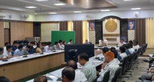 Warning to departments : सीएम डैशबोर्ड रैंकिंग सुधारने को जिलाधिकारी सख्त, खराब प्रदर्शन वाले विभागों को चेतावनी