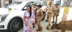 Dr. Himani Agarwal : महिला आयोग सदस्य डॉ. हिमानी अग्रवाल ने रेप पीड़िता परिवार से मिलकर न्याय का भरोसा दिया