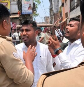 Breach of the peace : जौनपुर में ड्यूटी के दौरान पुलिस से विवाद, दो यूट्यूबरों पर शांति भंग की कार्रवाई