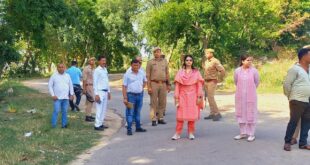Emphasis on amenities : कांवड़ यात्रा तैयारियों का जायजा लेने पहुंचे डीएम, सुरक्षा और सुविधाओं पर जोर