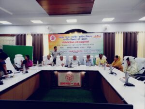Churn : हापुड़ में पिछड़ा वर्ग आयोग ने जनप्रतिनिधियों से सुझाव लेकर ग्रामीण विकास और सामाजिक सशक्तिकरण पर किया मंथन