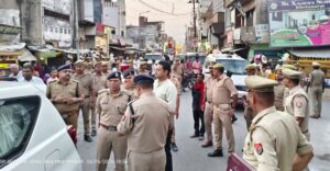 DM-SSP : जौनपुर में मोहर्रम ताजिया जुलूस का डीएम-एसएसपी ने किया निरीक्षण, सुरक्षा व्यवस्था परखी, शांति बनाए रखने की अपील