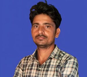 Sumit Shukla : वृक्षारोपण के साथ पौधों को बचाने के लिए जन-जागरूकता जरूरी: समाजसेवी सुमित शुक्ला