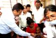 District Hospital : दमोह में कलेक्टर ने जिला अस्पताल में बच्चों को पिलाई पल्स पोलियो दवा, अभियान तेज