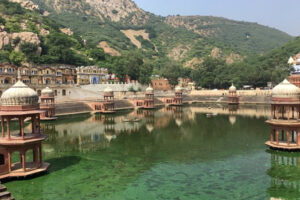 Tourism Journey : मानसून में निखर जाती है राजस्थान के इन 3 जिलों की खूबसूरती, यादगार रहता है पर्यटन सफर