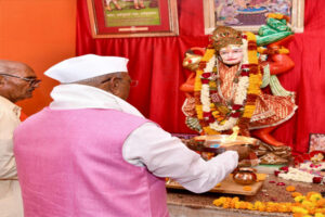 Wished for well-being : राज्यपाल ने बालाजी के दर्शन कर सबके मंगल की कामना की