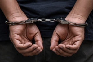 Bike recovered : नई दिल्ली: गाड़ी चोरी करने और मोबाइल छीनने का आरोपी गिरफ्तार, पांच बाइक बरामद