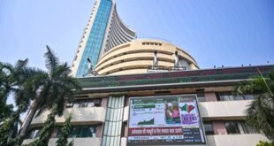 Slid down : मध्य पूर्व में तनाव बढ़ने से भारतीय शेयर बाजार लाल निशान में खुला; सेंसेक्स 77,000 के नीचे फिसला